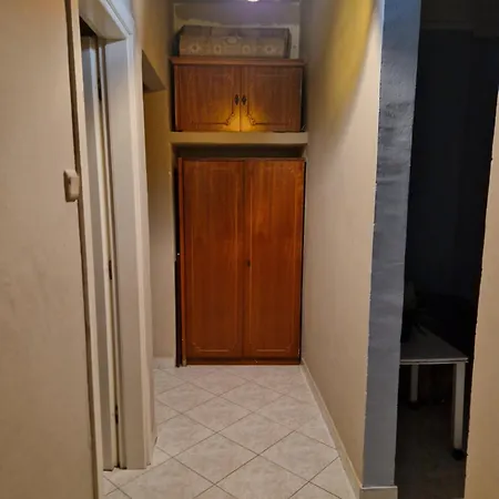 Johanna Apartment